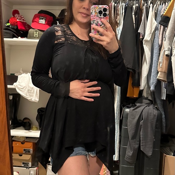 Maternity Blouse - Picture 2 of 3